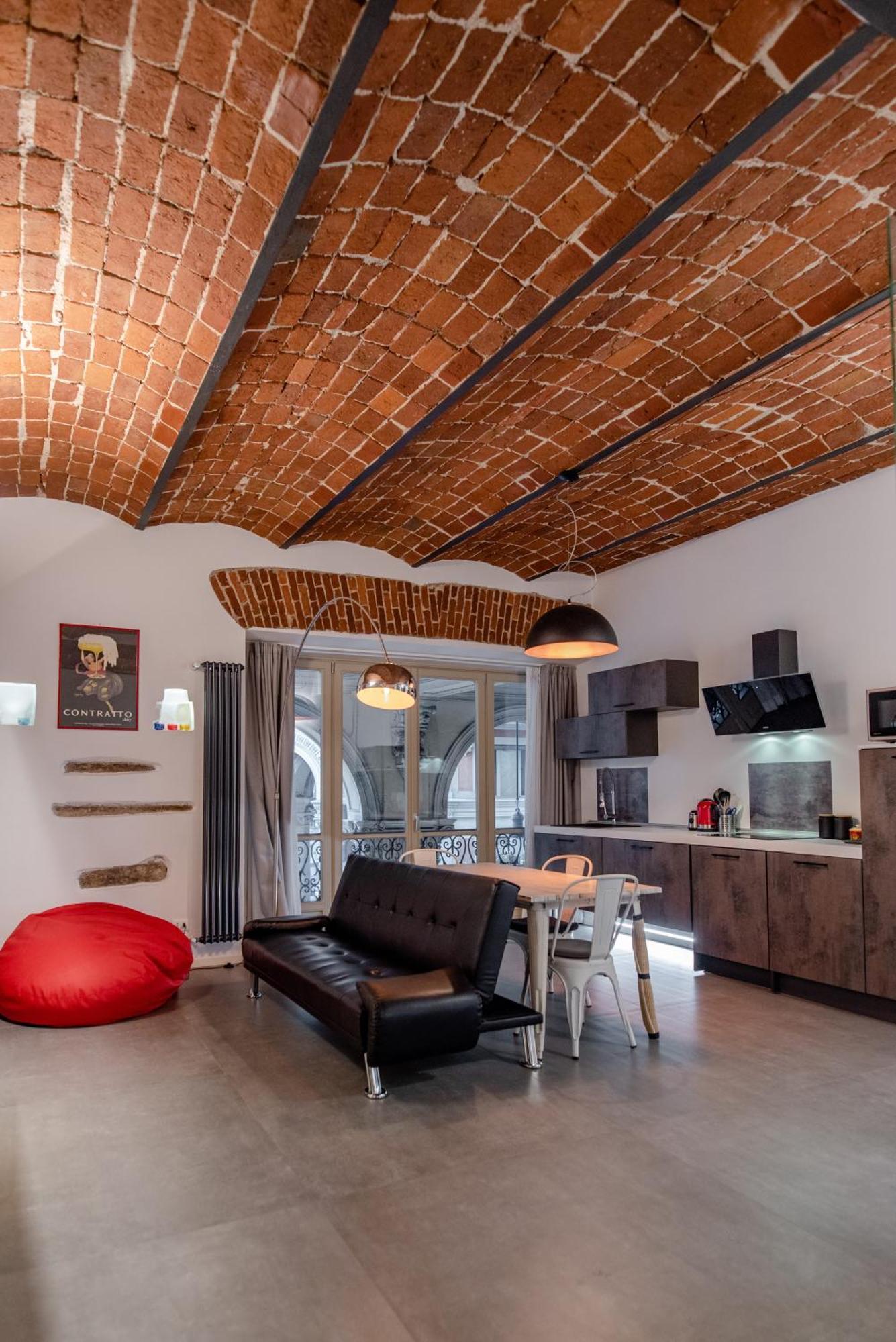 טורינו Suite & Queen Apartments מראה חיצוני תמונה
