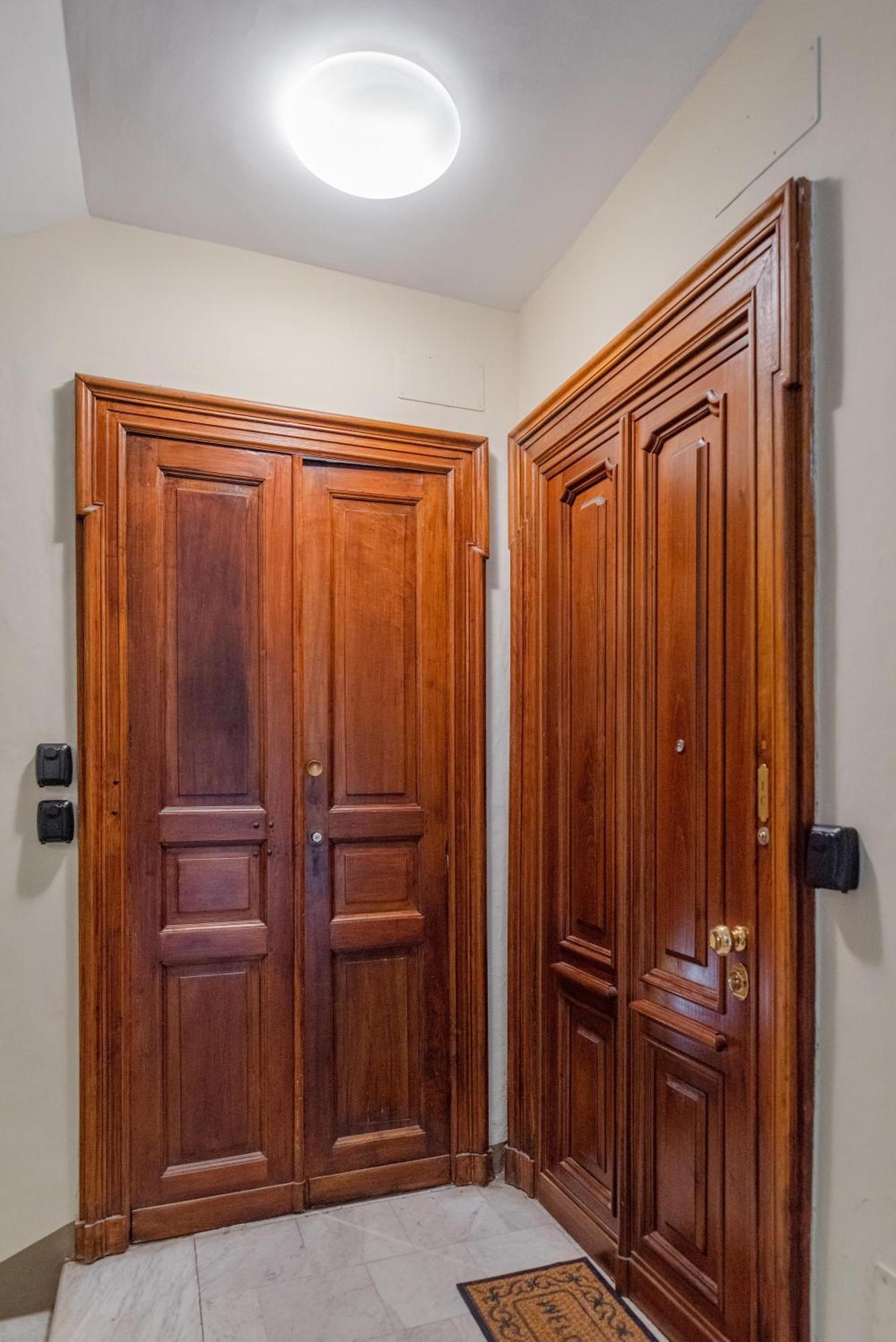 טורינו Suite & Queen Apartments מראה חיצוני תמונה