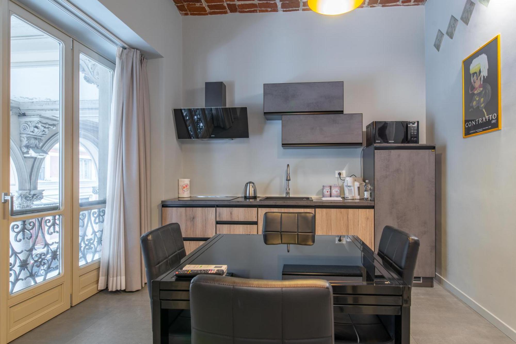 טורינו Suite & Queen Apartments מראה חיצוני תמונה